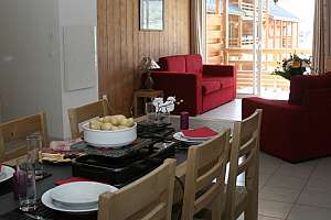 Serre Chevalier Nemea LAigle Bleu jedilni kot