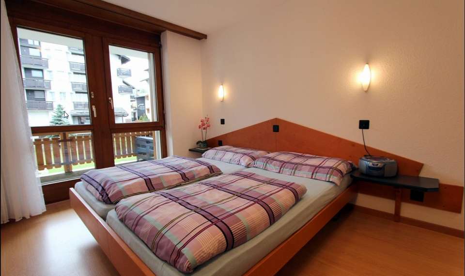 Appartmenthaus Golf - Saas-Fee - Švica - zakonska spalnica