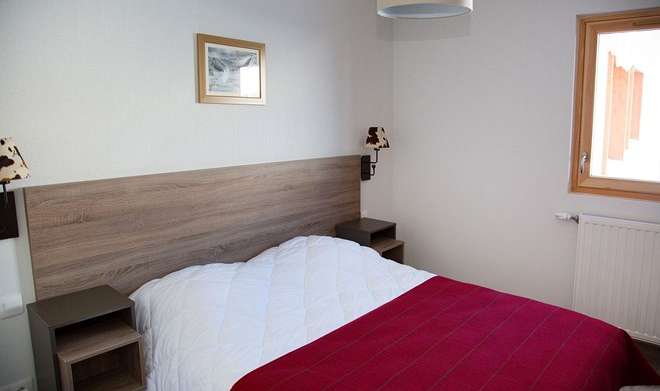 Residence prestige Front de Neige - Plagne - Francija - SKIFUN - postelja v spalnici