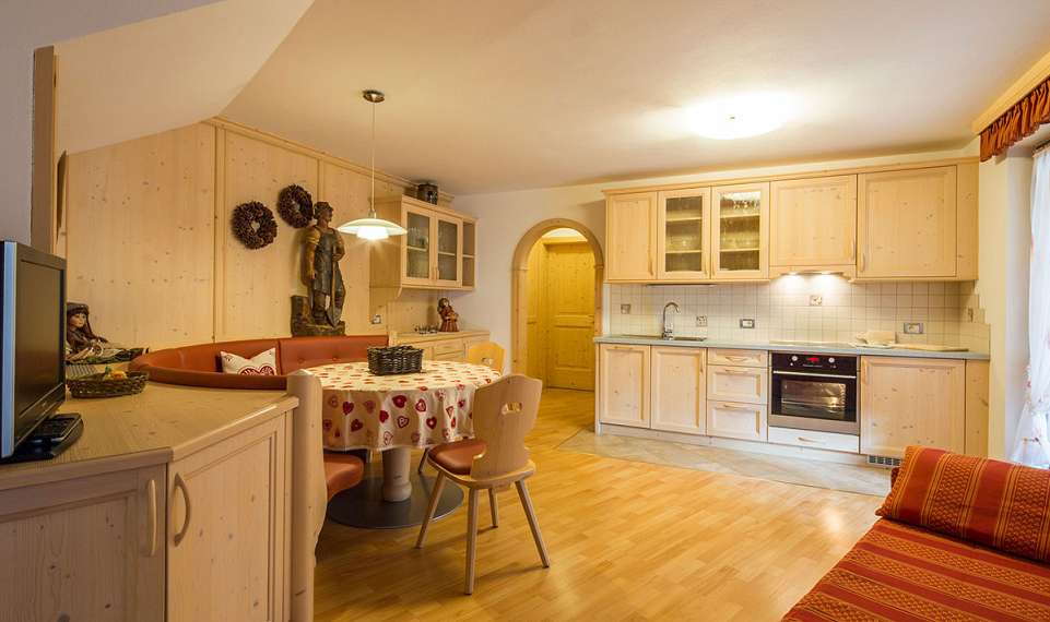 Colfosco Alpin Apartments tip f kuhinjska niša
