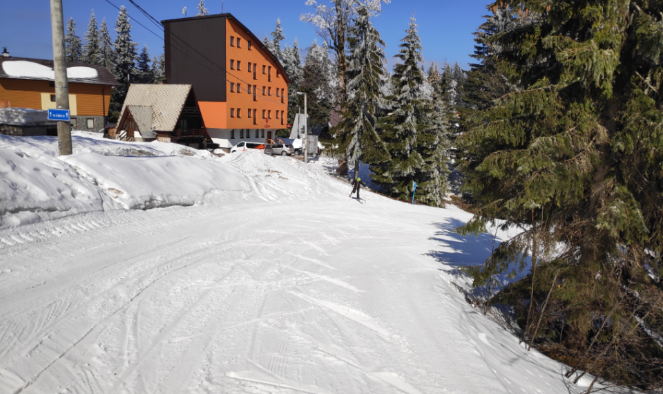 OLIMP - Jahorina - WIFI  - ski-in - ski-out - polpenzion - Jahorina - SKIFUN