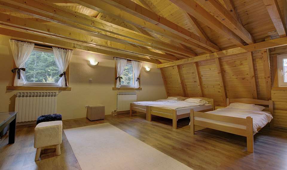 Guesthouse Yeti - Jahorina - wifi - SKIFUN - prostoren apartma za pet oseb
