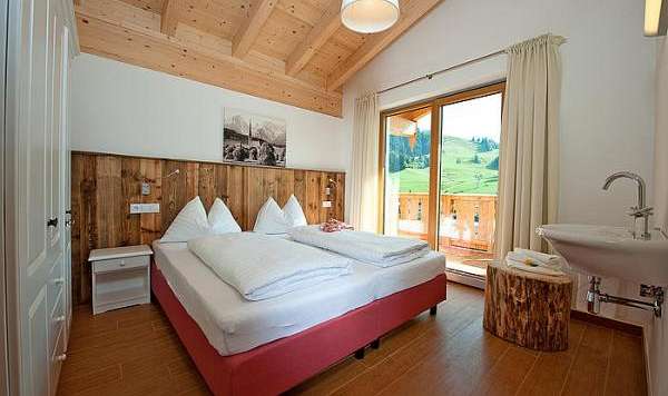 Alpenpark Residence Maria Alm - Avstrija - spalnica - SKIFUN