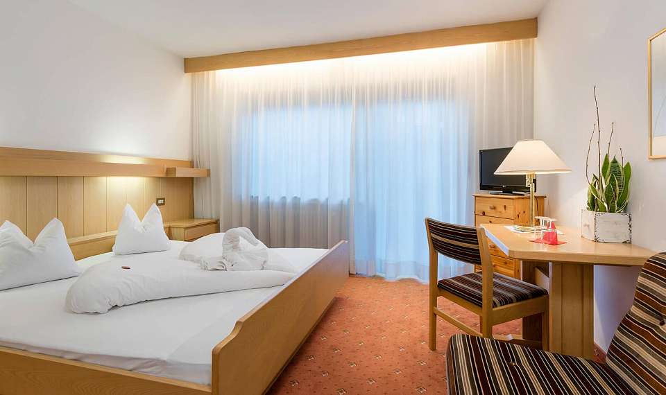 Hotel Pension Prack - Kronplatz - Italija - SKIFUN - postelja za dve osebi