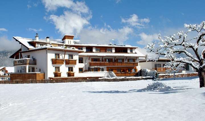 Kronplatz Hotel Alp Cron Moarhof  bela zima