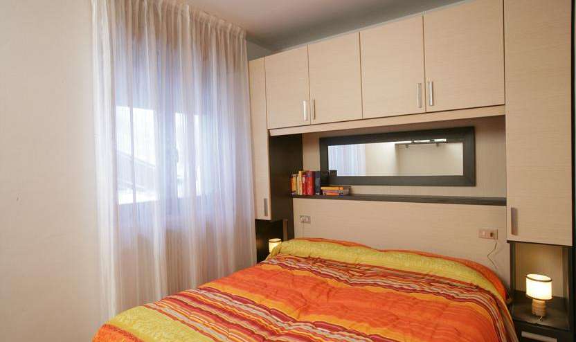 Residence Viola - Andalo - Italija -  spalnica v zakonski postelji