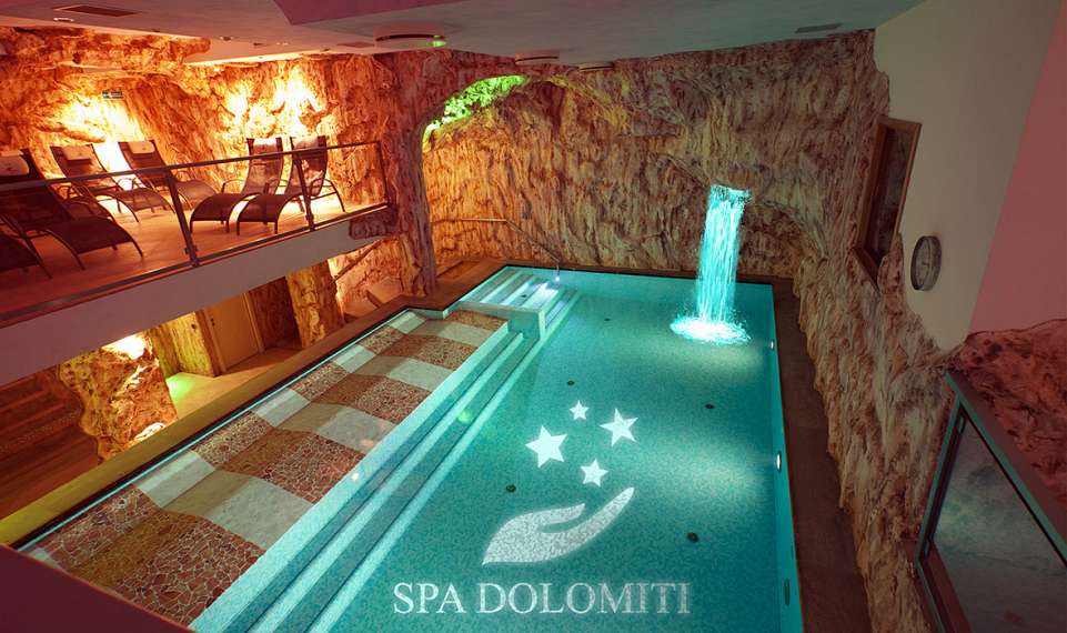 Cima Rosetta - San Martino di Castrozza - SKIFUN - bazen v hotelu