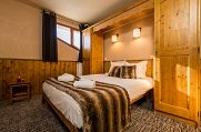 Chalet Val 2400 - Val Thorens - SKIFUN - zakonska postelja v spalnici
