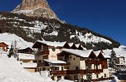 Colfosco Alpin Apartments sneg
