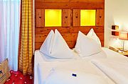 Avstrija Falkensteiner Sonnenalpe Hotel Nassfeld zakonska postelja