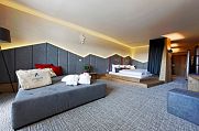 Avstrija Falkensteiner Sonnenalpe Hotel Nassfeld udobna postelja