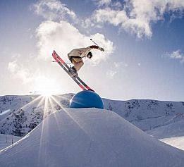 <font color=orange>PRVOSVIBANJSKO SKIJANJE</font> <br><br><u>Val Thorens</u></br></br>26.04.-03.05.2025.