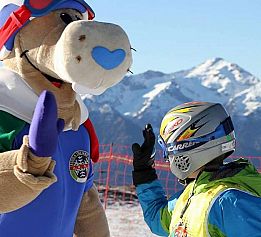 <font color=blue>BIJELI TJEDAN</font> <br><u>SAN MARTINO DI CASTROZZA</u></br> <br>Već od 2.337 €/obitelj!</br> <br>Djeca rođena 2016. godine i kasnije skijaju GRATIS</br> <br>Škola skijanja za djecu na hrvatskom jeziku<br>